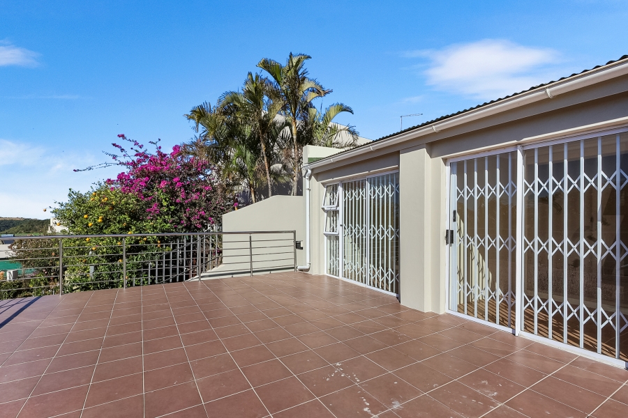 To Let 4 Bedroom Property for Rent in Gonubie Eastern Cape